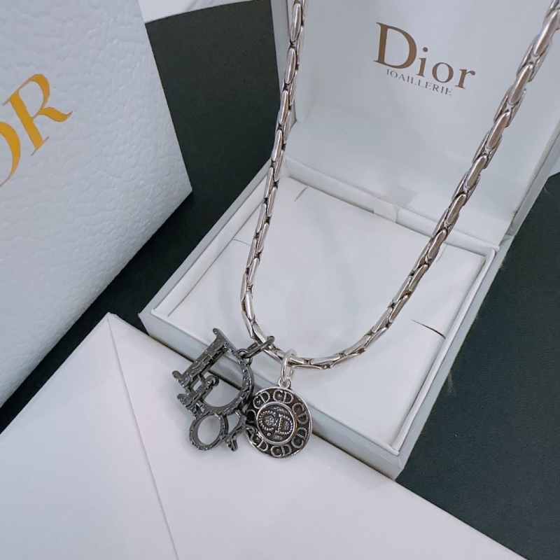 chr1st1an D10r necklaces